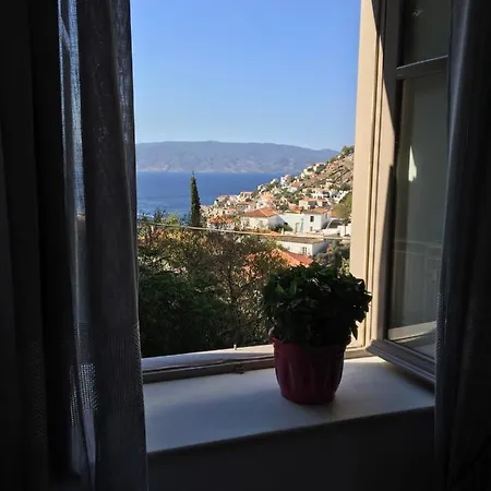 Apartment 270° Hydra (Saronic Islands)